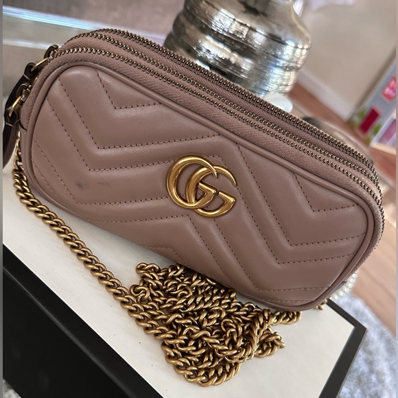 Gucci bag. - Picture 2 of 10